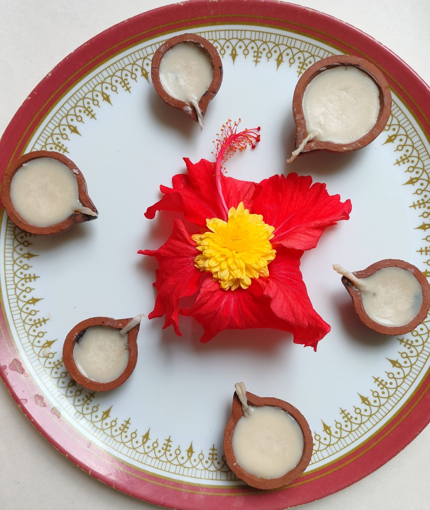 Clay lamp / diya - filled and ready thumbnail 4