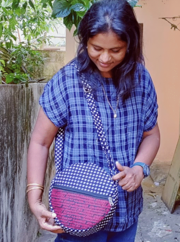 Sling bag - Circle - Image 5